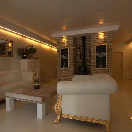 Luxury 3