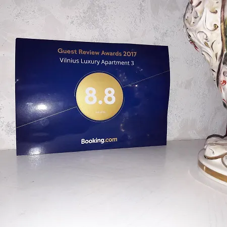 Luxury 3 アパート *